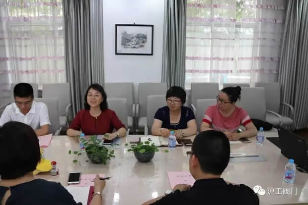 �Aͤ�(zh��n)�hίί�T���(zh��n)���(hu��)�����hί����ӛ�O��ϼ