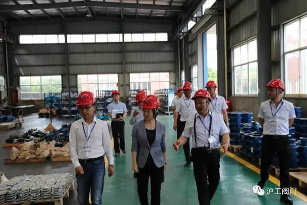 �ζ��^(q��)���^(q��)�L(zh��ng)��淼���I(l��ng)��(d��o)һ���W�R�ҹ�˾ҕ��ָ��(d��o)�������D8��